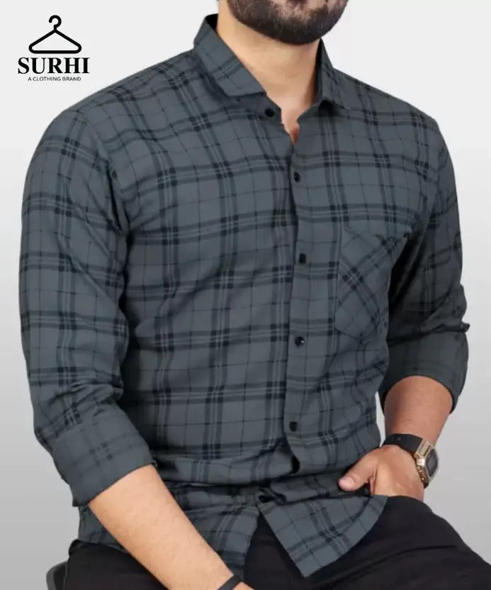 Men Regular Fit Checkered Spread Collar Casual Shirt